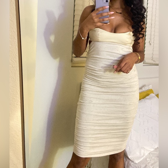 ASOS DESIGN bandeau linen slub mixed ruched bodycon midi dress stone - Picture 3 of 3